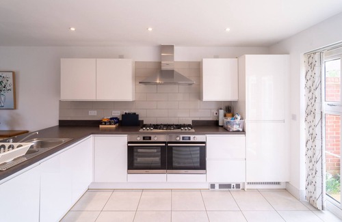 Bicester Casa | Pass The Keys Large Family Home 8+2 near Bicester Village