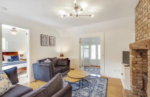 Tonbridge Casa | Pass the Keys Lovely Countryside Coach Cottage