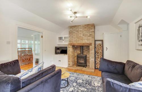 Tonbridge Casa | Pass the Keys Lovely Countryside Coach Cottage