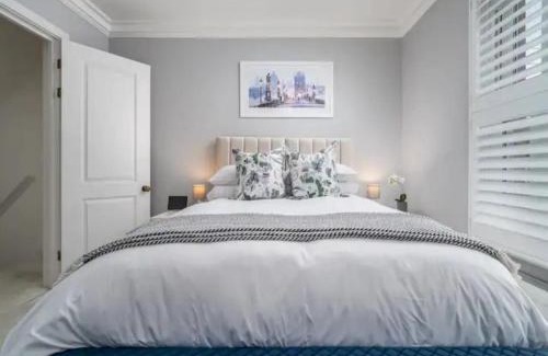 St Albans Casa | Pass the Keys Luxury 2 Bedroom Townhouse in Central St Albans