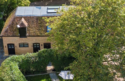 Brill Casa | Pass the Keys | Merlin's Stables - Country Retreat