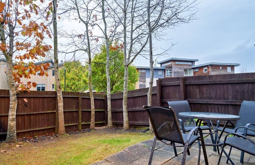 Cheltenham Casa | Pass the Keys | Modern townhouse with secure parking and garden