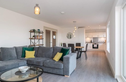 Newhaven Apartamento | Pass the Keys | Modern 3Bed Flat with Free Parking and Stunning Views