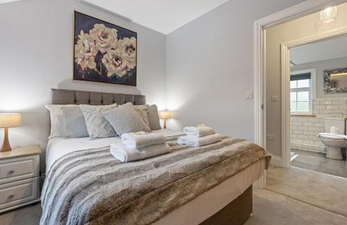 York Casa | Pass the Keys No. 3 - Lime Tree Cottage