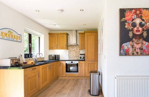 Upper Battlefield Casa | Pass the Keys | Sheeling Cottage