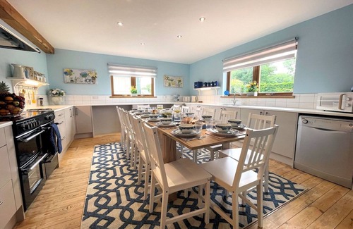 Gretna Casa | Pass the Keys | Spectacular 7BR House Hot Tub and Gardens in Gretna
