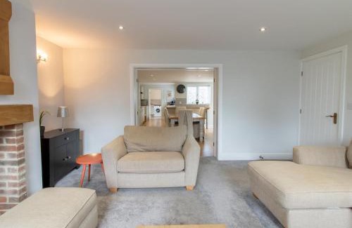 West Auckland Casa | Pass the Keys Stylish 3Bed Cottage in West Auckland 2 Bath