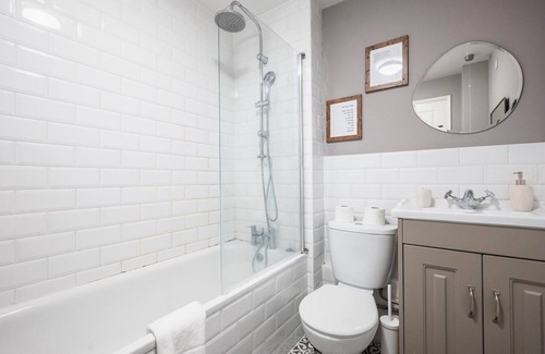 Victoria Apartamento | Pass the Keys | Stylish flat in East London