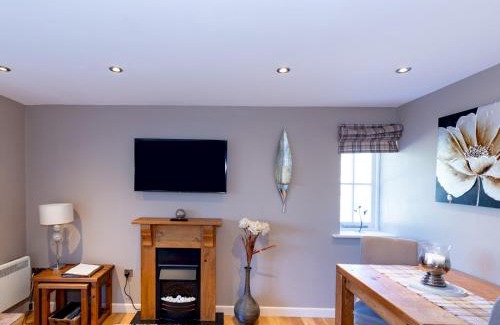 Easton Apartamento | Pass the Keys Stylish Garden cottage in Wells, Somerset