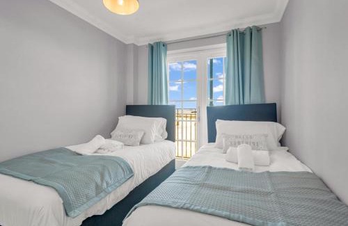 Herne Bay Apartamento | Pass the Keys Sunset Cottage Luxury Home On The Seafront