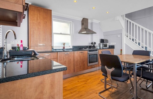 Herne Bay Apartamento | Pass the Keys | Sunset Cottage Luxury Home On The Seafront