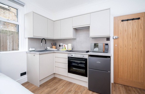 Waddon Apartamento | Pass the Keys | The Nest Studio - Stylish Central Croydon Retreat