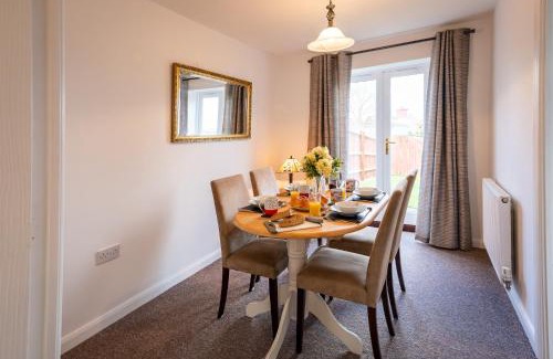 Shrewsbury Casa | Pass the Keys Town Location for Shrewsbury with 3 Bedrooms