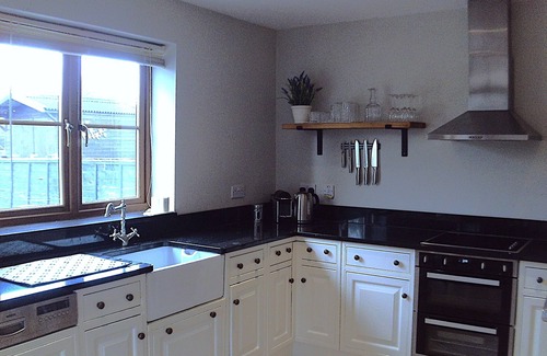 Halesworth Casa | Pass the Keys | Tranquil Farm Cottage Perfect Country Get Away