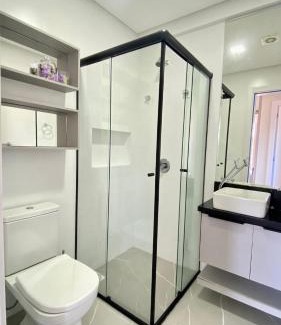 Ingleses Sul Apartamento | Passos da praia c/piscina apto iluminado e novo
