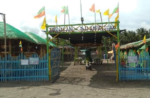 Lucena Casa | Pasyalan sa dalampasigan