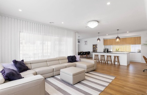 San Remo Casa | Paterson Retreat in San Remo