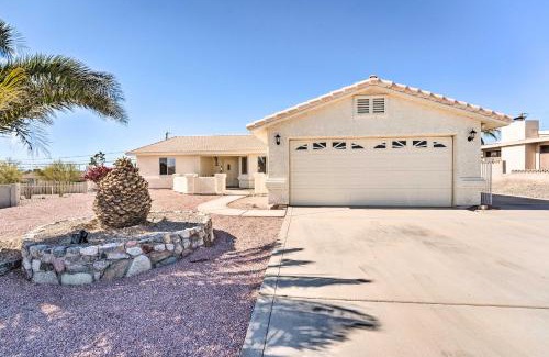 Lake Havasu City Casa | Patio and Fire Pit Central Home in Lake Havasu City