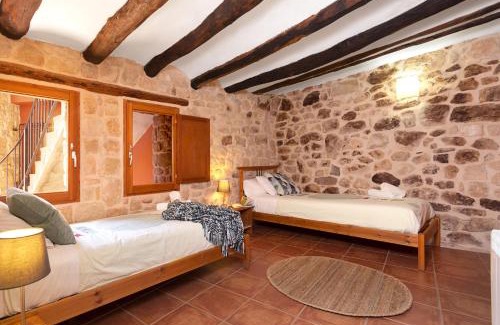 Lledo Apartamento | Patio con barbacoa - Casa de las Letras