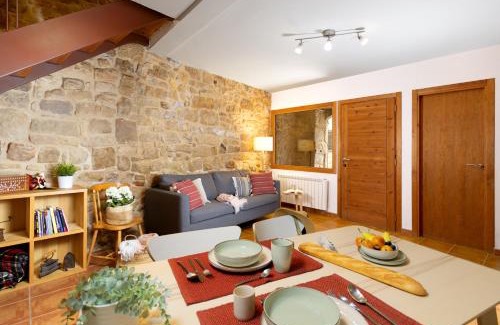 Lledo Apartamento | Patio con barbacoa - Casa de las Letras