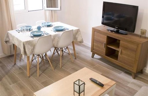 San Lorenzo Apartamento | Patio de Rivas y Palma