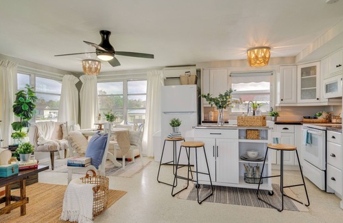 Punta Gorda Cabaña | Dock & Lanai: Waterfront Punta Gorda Cottage