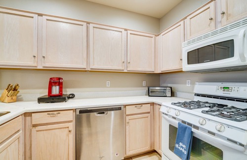 Mesa Casa | Patio, Grill & Pool Access: Cozy Arizona Retreat!