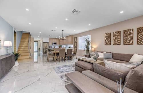 Tarpon River Casa | Patio Luna Fort Lauderdale Modern, 3 bedroom, 3 bathroom! NEW and Fully Stocked!