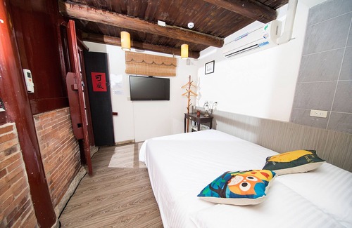 Ou-ts'o Cama Y Desayuno | Patio Moonlight B&B