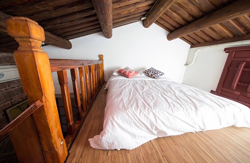 Ou-ts'o Cama Y Desayuno | Patio Moonlight B&B