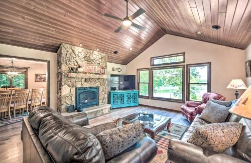 Siren Casa | Patio, Views and Hot Tub Quiet Lakeside Cabin