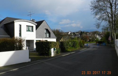 Ergue-Gaberic Casa | Patras