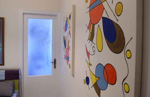 Paralia Apartamento | Patras White Castle - 1st floor apartment with all the necessary amenities.