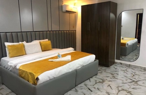 Etete Hotel | Patricia Hotel and Suites