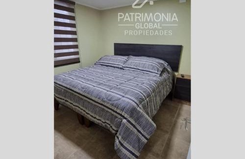 Estacion Central Casa | Patrimonia Hostal Los Gladiolos