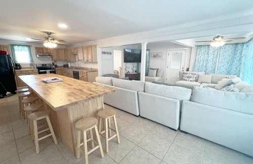 Grand Isle Casa | Patriot House - Beachfront - Island Realty