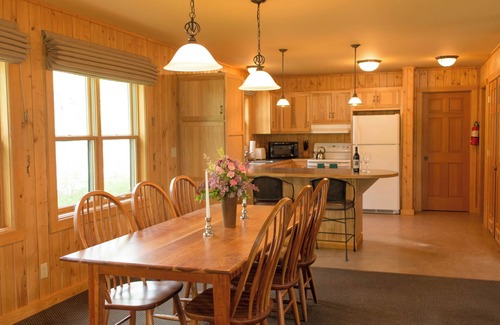 Winthrop Casa | Patterson Lake Cabin Grand Suite 3-Bdrm