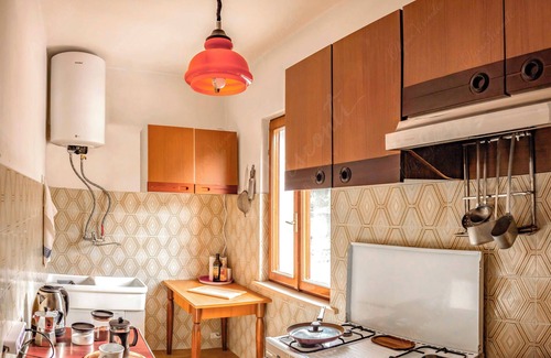 Colderu Casa | Patty's Place, 2 habitaciones, baño, cocina y salón. Naturaleza, aventura, vino.
