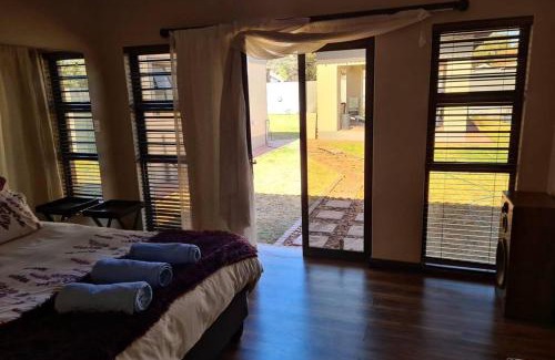 Kathu Apartamento | Pattys Place 12 Haakbos Street