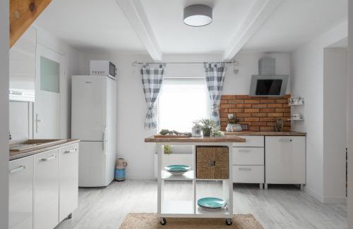 Jastarnia Casa | PATYKIEM PO WODZIE