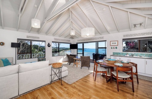 Coopers Beach Casa | Paua Shell - Coopers Beach Holiday Home