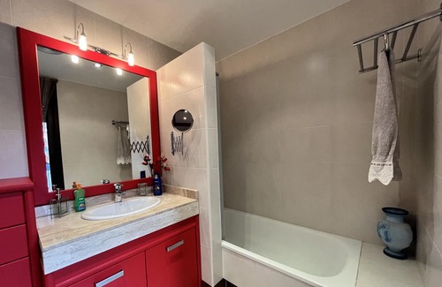 Cambrils Casa | Paul Cézanne - Three Bedroom House, Sleeps 6
