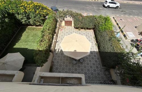 Corniche Road-Dahar Villa | Pause for a while
