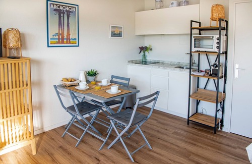 Le Moulleau Apartamento | Pause Moulleau - terrasse et parking coeur Moulleau
