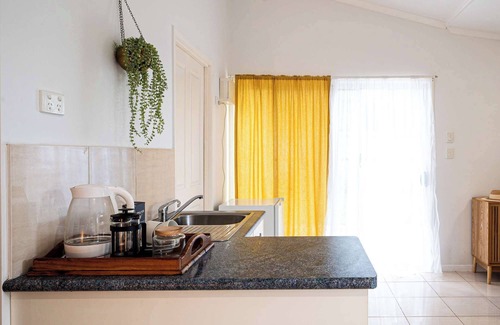 Wongaling Beach Casa | Pause Reset at Mission House and Shack