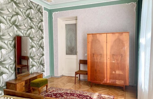 Sevan Casa | Pavel's Place