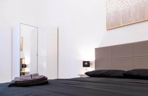 Pavia Apartamento | Pavia - Esclusivo appartamento in pieno centro