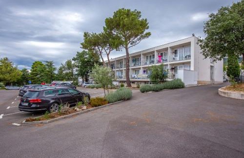 Selce Hotel | Paviljoni Slaven