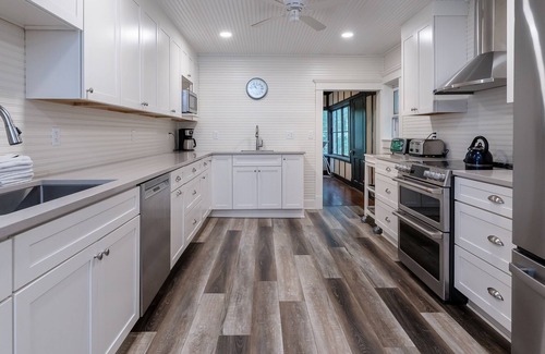 Ottawa Beach Casa | Pavillion Paradise | 6 Bed, 2 Bath