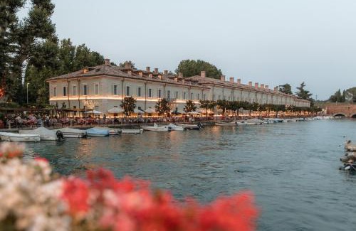 Peschiera del Garda City Centre Apartamento | Pavillon Apartments